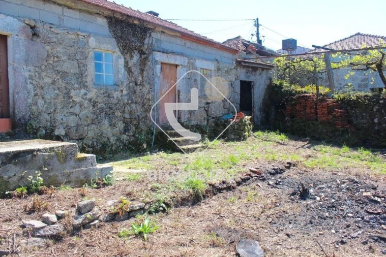 Moradia T2 para Venda em Paredes de Coura e Resende Foto 6