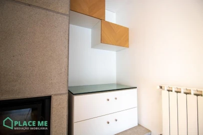Apartamento T2 para Arrendamento em Creixomil