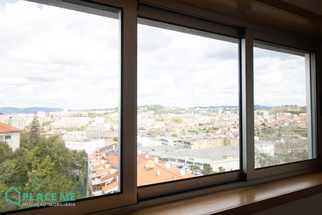 Apartamento T2 para Arrendamento em Creixomil Foto 16