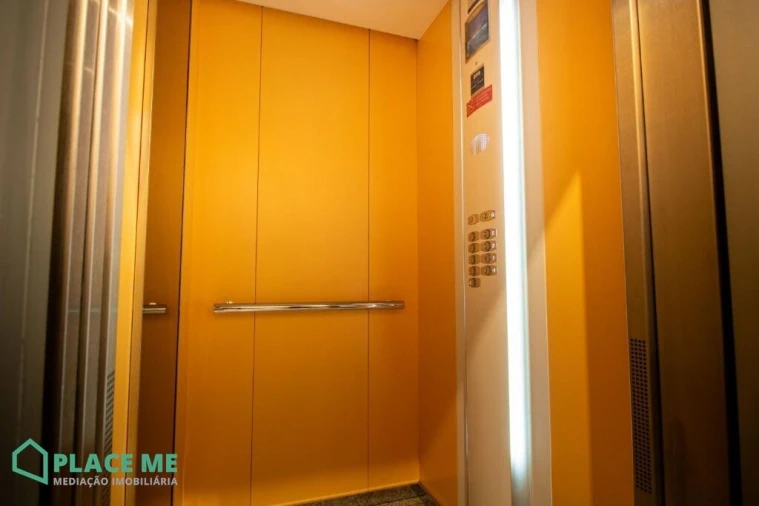 Apartamento T2 para Arrendamento em Creixomil Foto 41