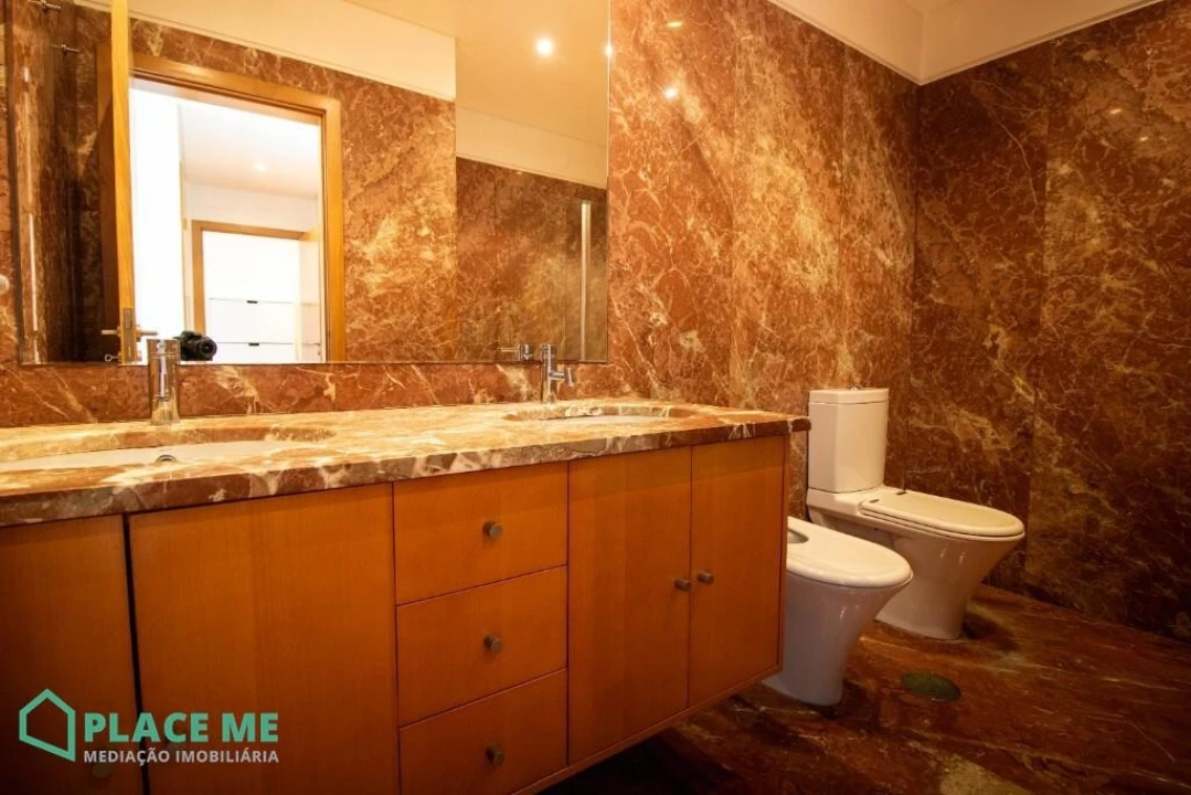 Apartamento T2 para Arrendamento em Creixomil Foto 19