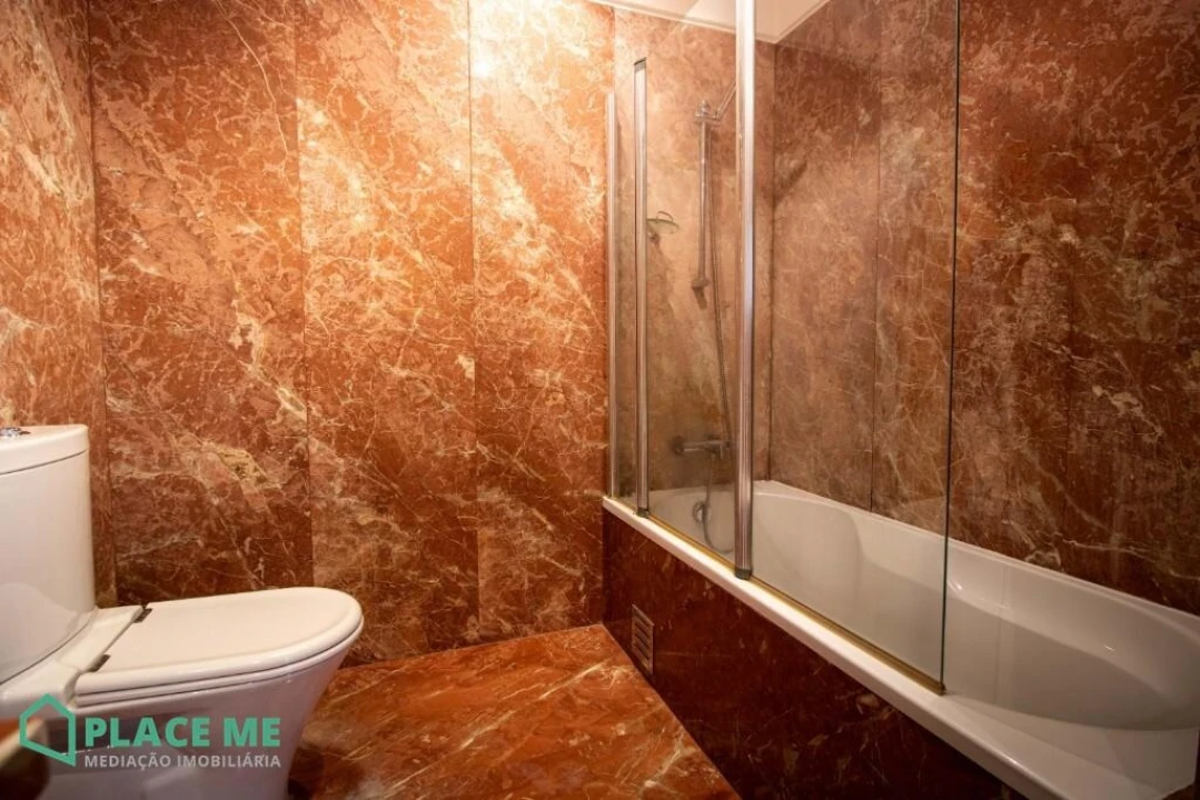Apartamento T2 para Arrendamento em Creixomil Foto 20