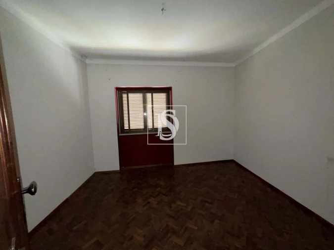 Apartamento T4 para Venda em Fronteira Foto 7