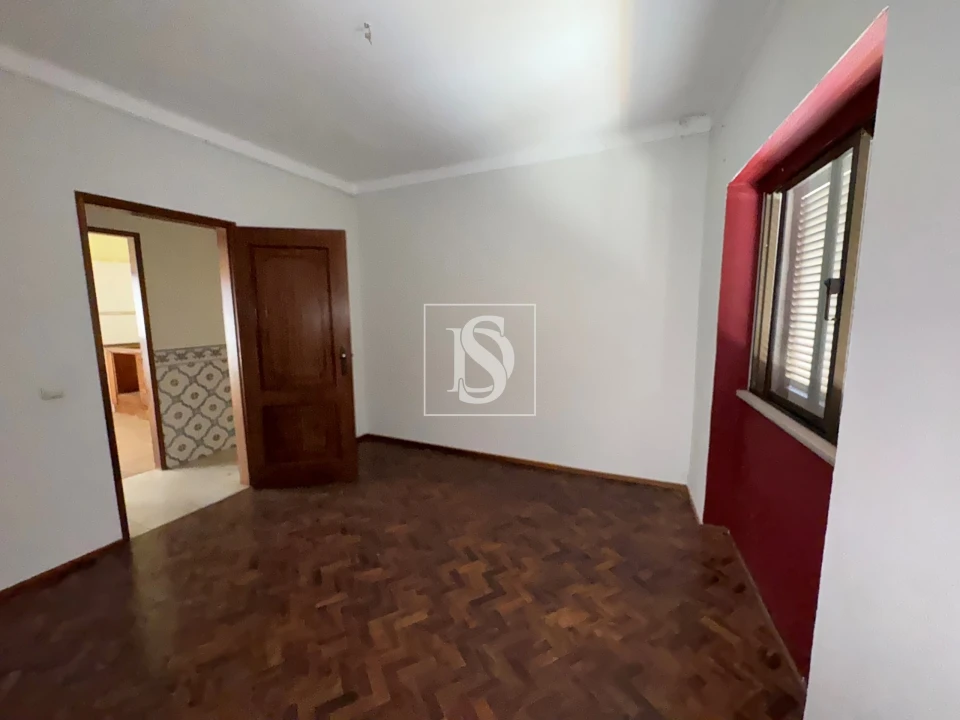 Apartamento T4 para Venda em Fronteira Foto 5