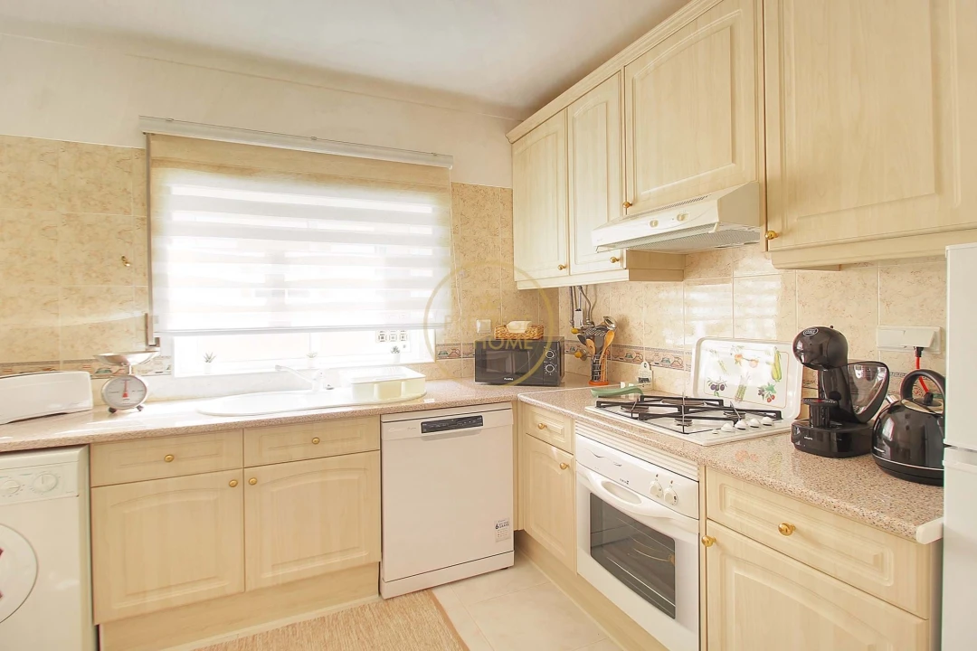 Apartamento T2 para Arrendamento em Portimão Foto 13