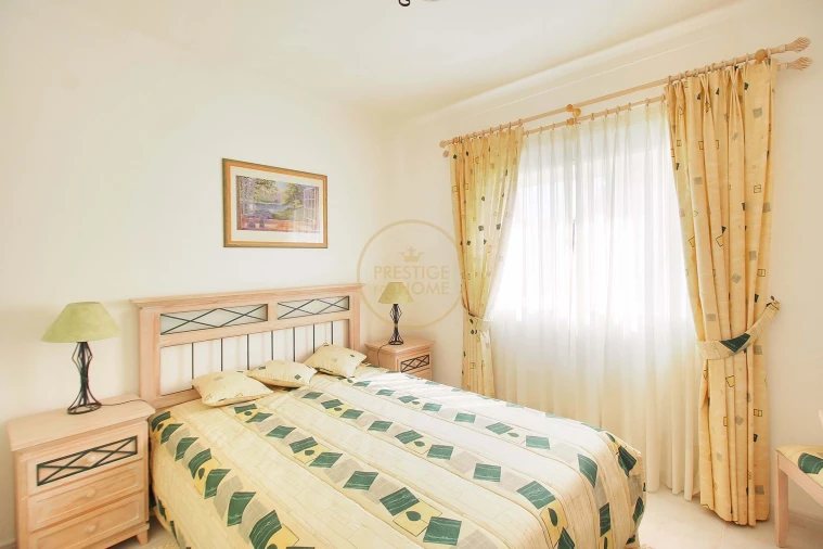 Apartamento T2 para Arrendamento em Portimão Foto 14