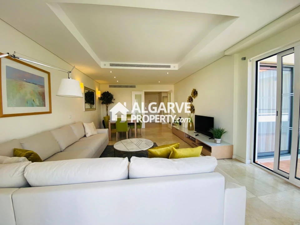 Apartamento T2 para Venda em Quarteira Foto 2