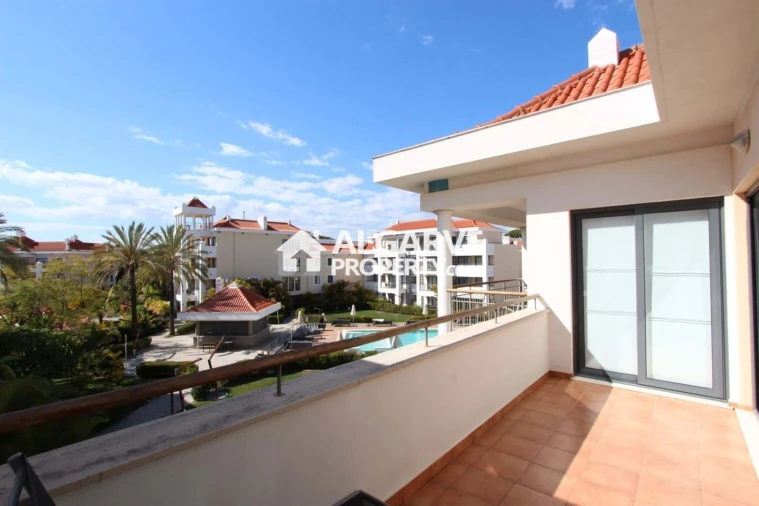 Apartamento T2 para Venda em Quarteira Foto 16