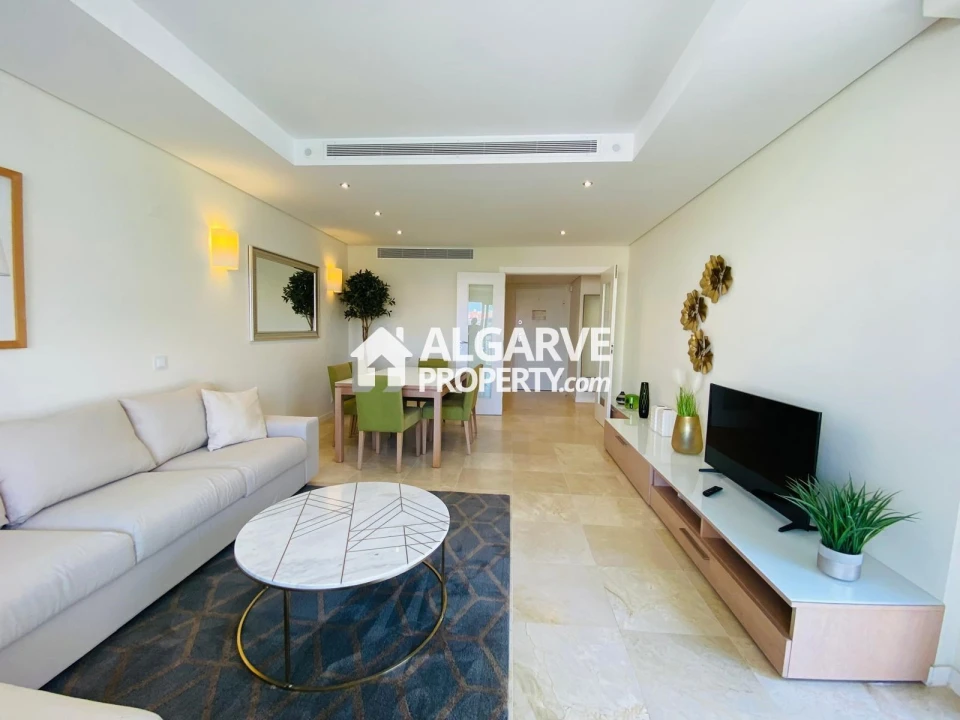 Apartamento T2 para Venda em Quarteira Foto 7