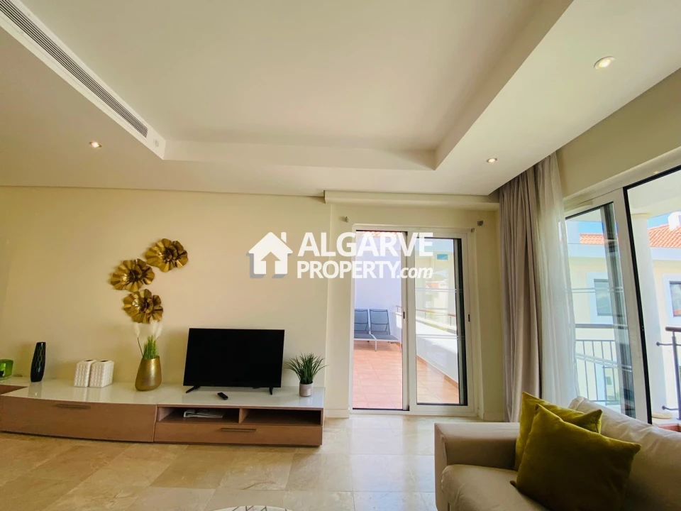 Apartamento T2 para Venda em Quarteira Foto 6