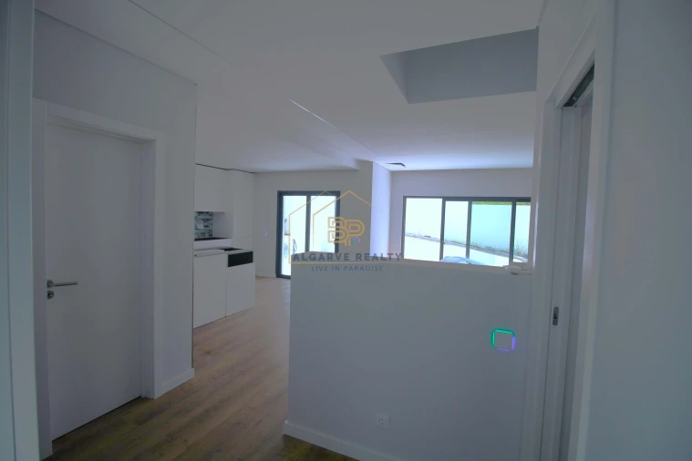 Negócio para Venda em Estômbar e Parchal Foto 9