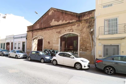 Moradia T6 para Venda em Faro (Sé e São Pedro)