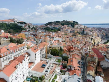 Moradia T8 para Venda em Arroios