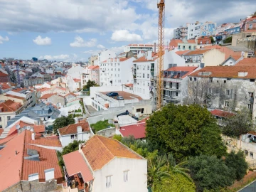 Moradia T8 para Venda em Arroios