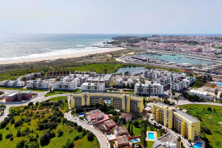 Apartamento T3 para Venda em Lagos (São Sebastião e Santa Maria) Foto 3