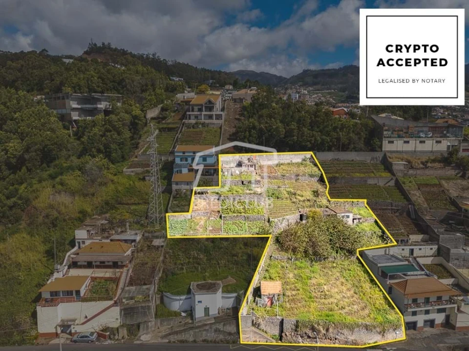 Terreno para Venda em Camara de Lobos Foto 1