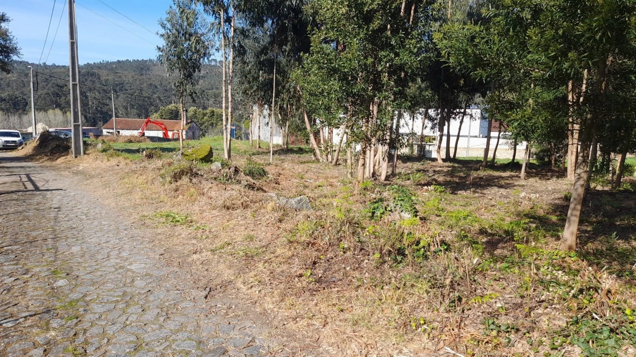 Terreno para Venda em Vilar de Mouros Foto 7