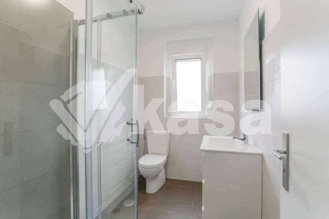 Apartamento T1 para Venda em Alto do Seixalinho, Santo André e Verderena Foto 11