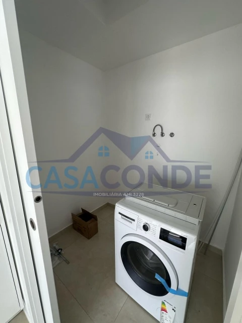 Moradia T4 para Venda em Corroios
