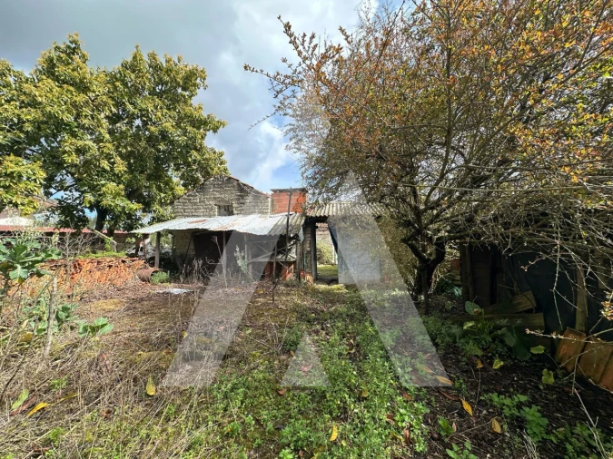 Moradia T2 para Venda em Ouca Foto 18