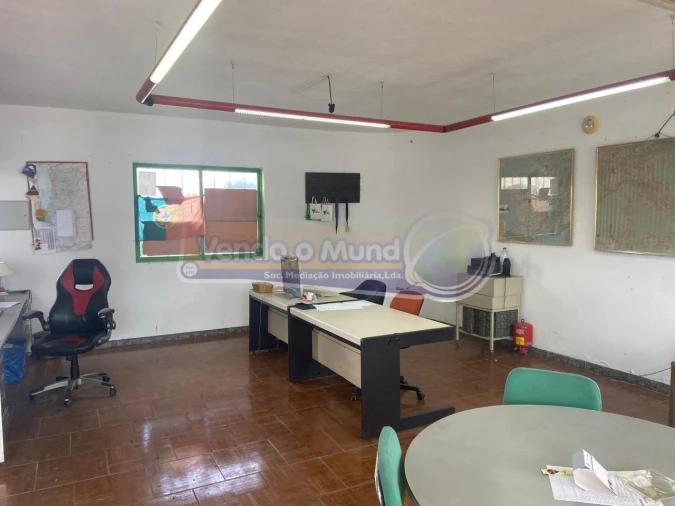 Armazém para Venda em Salvaterra de Magos e Foros de Salvaterra Foto 13