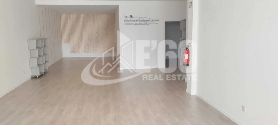 Loja para Venda em São João da Madeira Foto 3