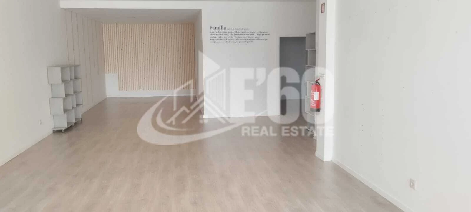 Loja para Venda em São João da Madeira Foto 3