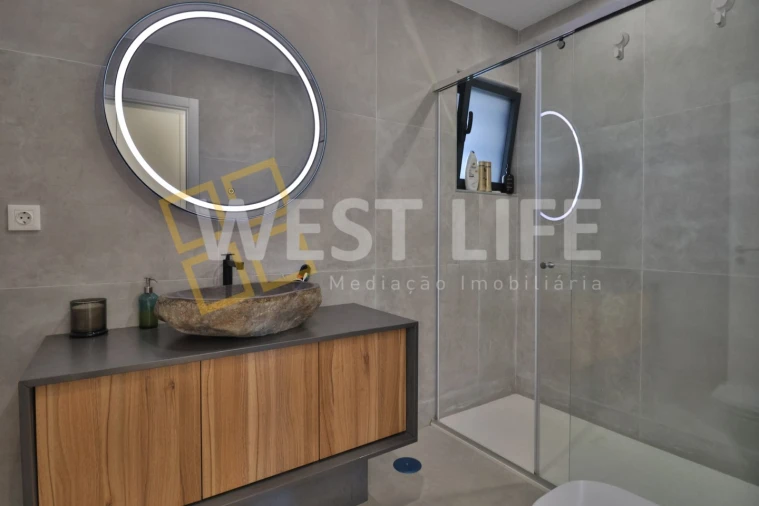 Apartamento T3 para Venda em Santo Isidoro Foto 19