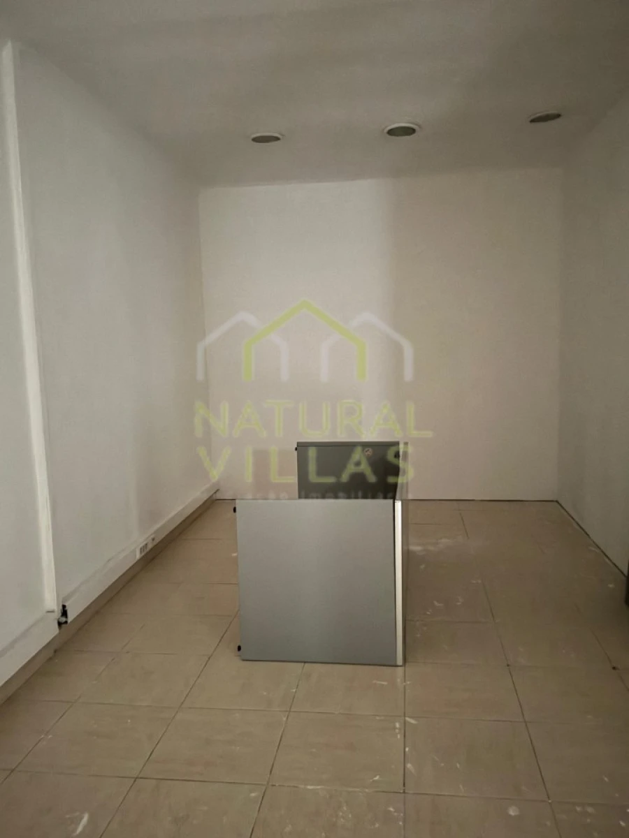 Loja para Arrendamento em Faro (Sé e São Pedro) Foto 5