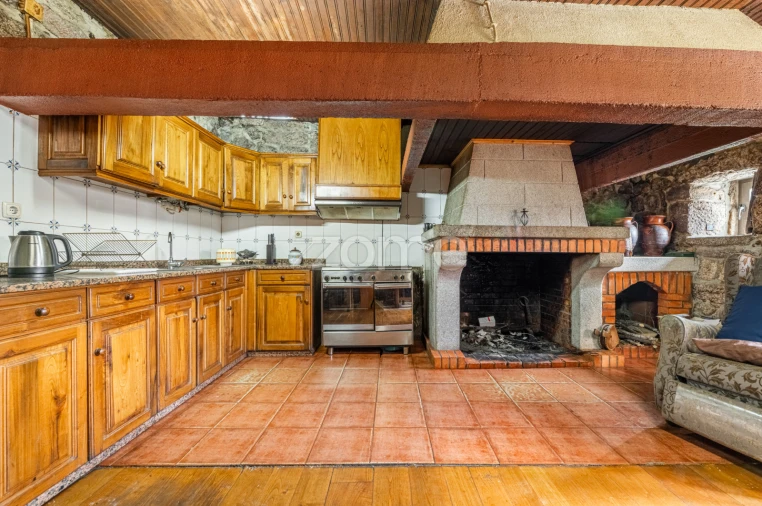 Quinta T5 para Venda em Canedo Foto 15