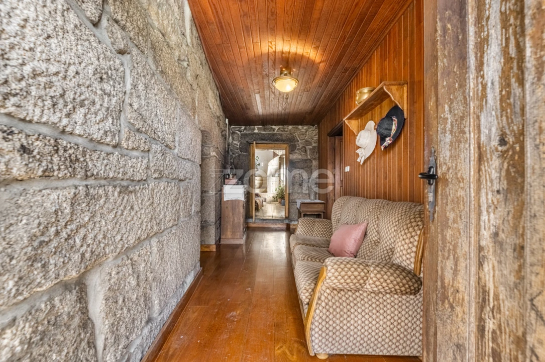 Quinta T5 para Venda em Canedo Foto 13