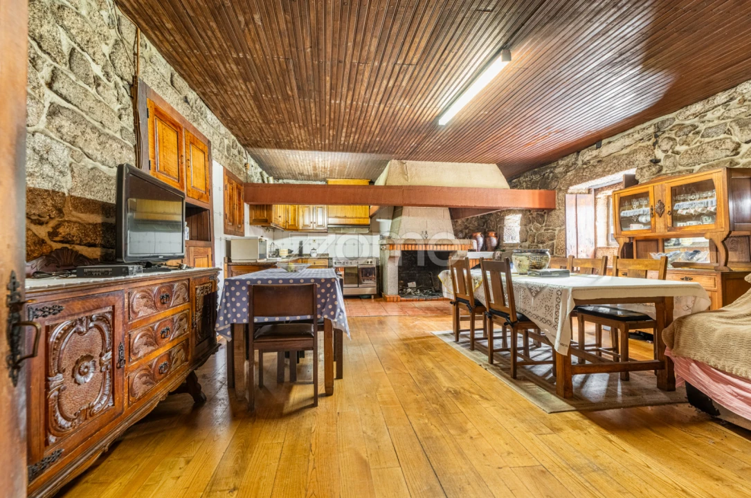 Quinta T5 para Venda em Canedo Foto 14