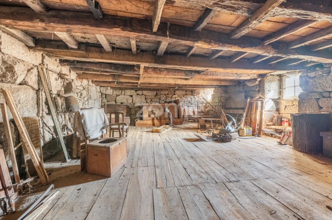 Quinta T5 para Venda em Canedo Foto 33