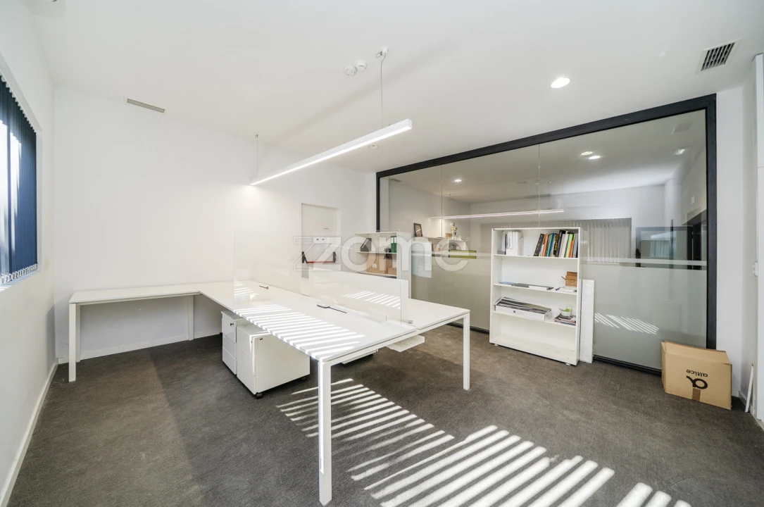 Terreno Comércio / Armazém para Arrendamento em Ferreiros e Gondizalves Foto 9