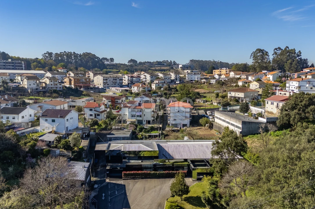 Terreno Comércio / Armazém para Arrendamento em Ferreiros e Gondizalves Foto 59