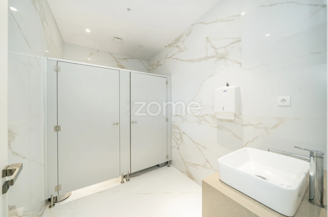 Terreno Comércio / Armazém para Arrendamento em Ferreiros e Gondizalves Foto 35