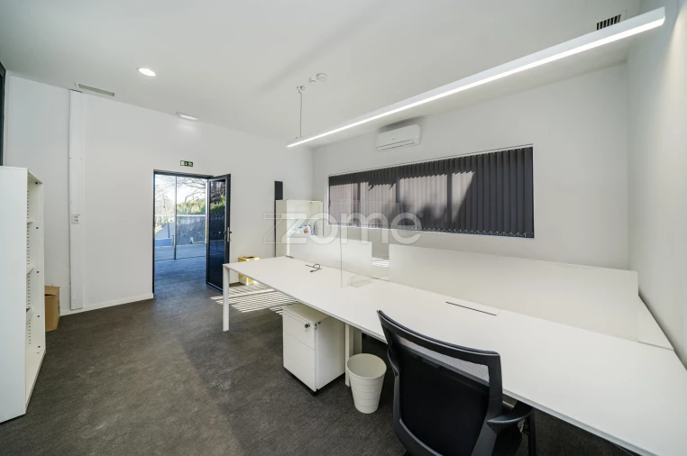 Terreno Comércio / Armazém para Arrendamento em Ferreiros e Gondizalves Foto 10