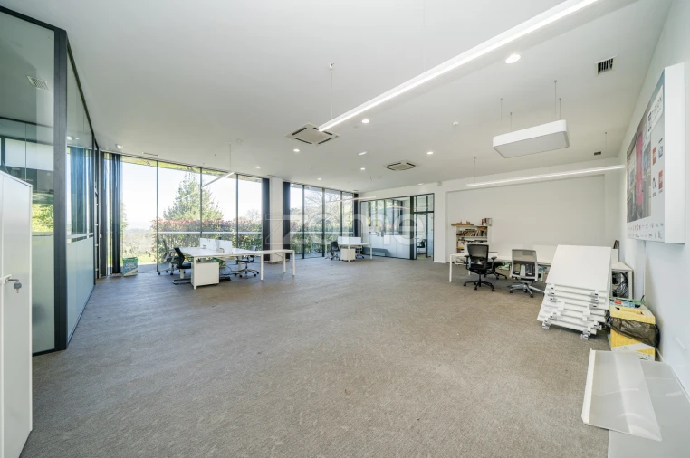 Terreno Comércio / Armazém para Arrendamento em Ferreiros e Gondizalves Foto 24