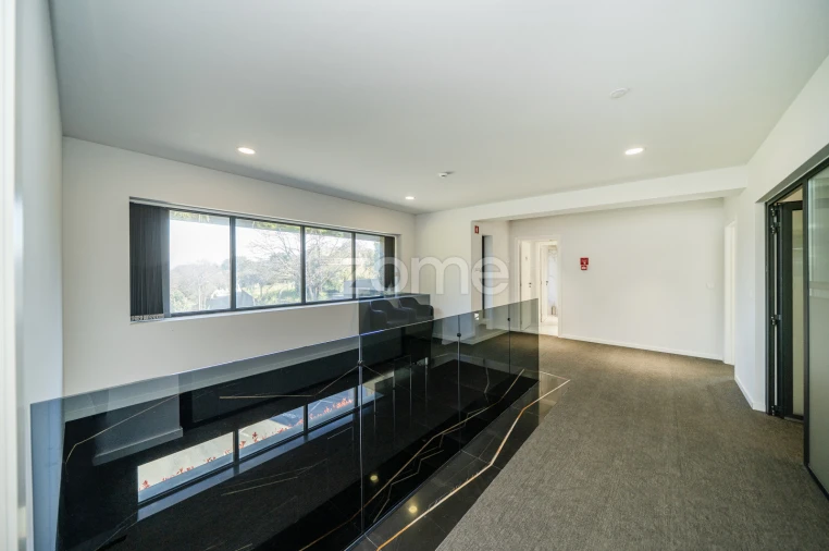 Terreno Comércio / Armazém para Arrendamento em Ferreiros e Gondizalves Foto 41