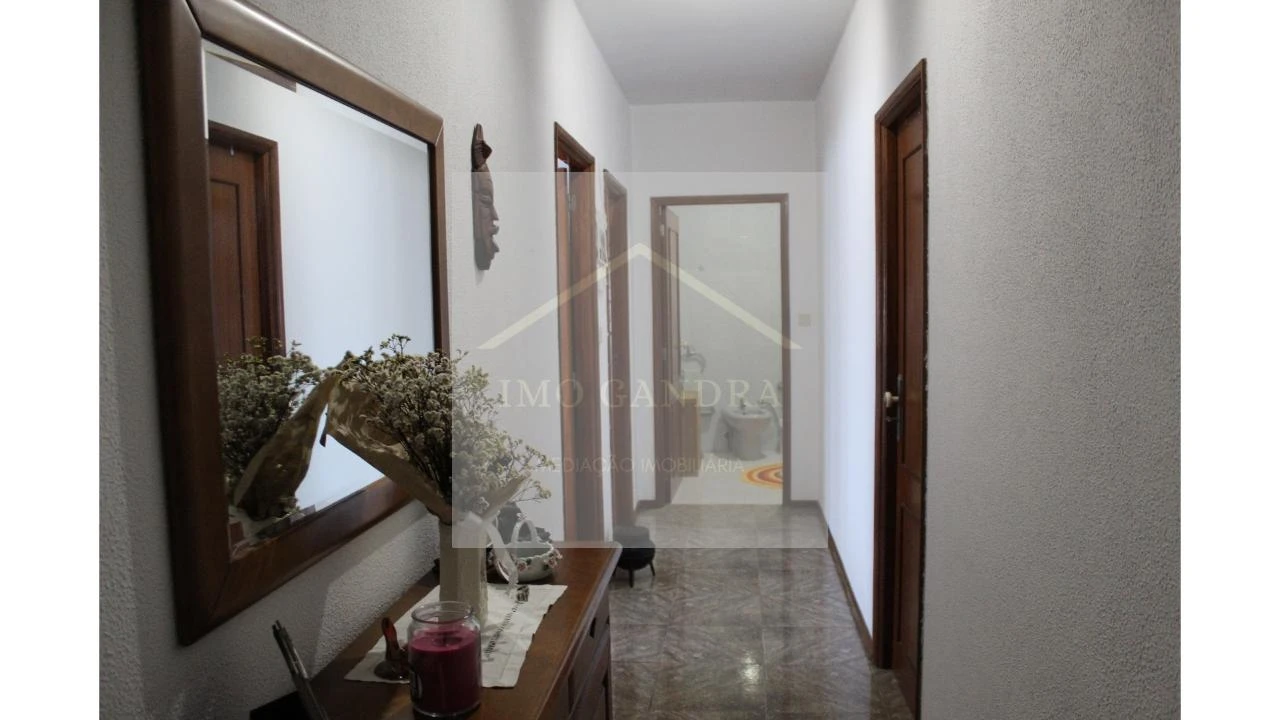 Apartamento T2 para Venda em Ermesinde Foto 4