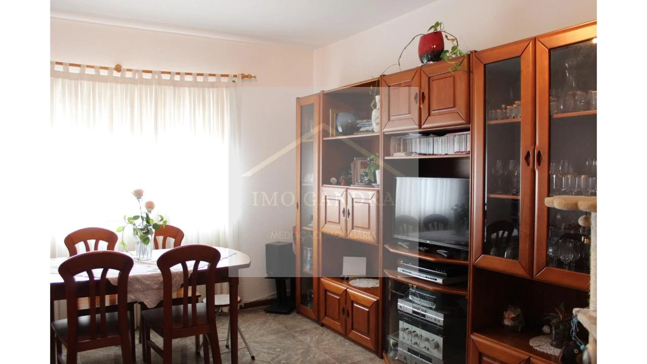 Apartamento T2 para Venda em Ermesinde Foto 5