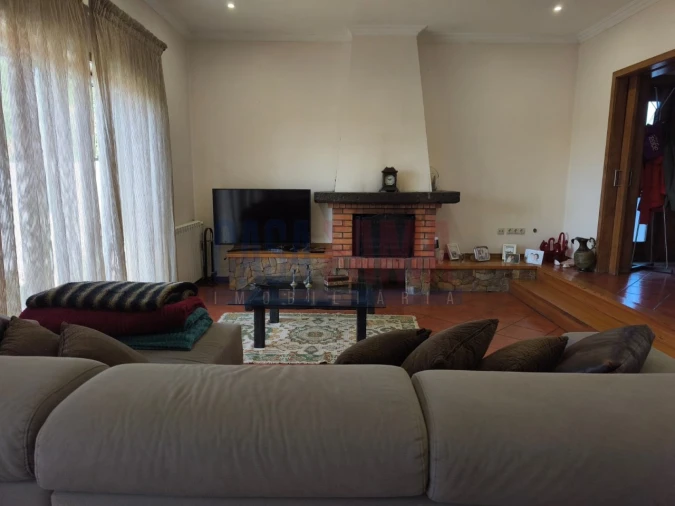 Moradia T4 para Venda em Junqueira Foto 4