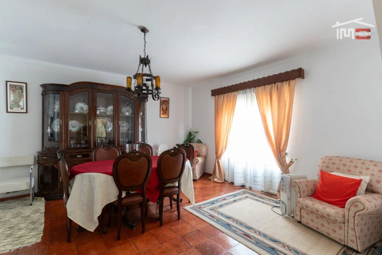 Moradia T3 para Venda em Nossa Senhora da Piedade Foto 2