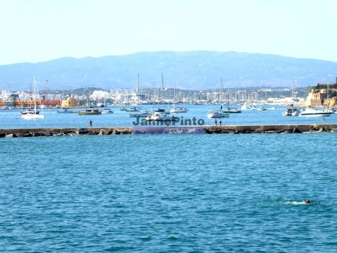 Terreno P/ Prédio para Venda em Portimão Foto 9