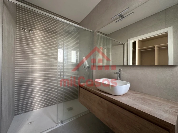 Moradia T3 para Venda em Santo Isidoro Foto 9