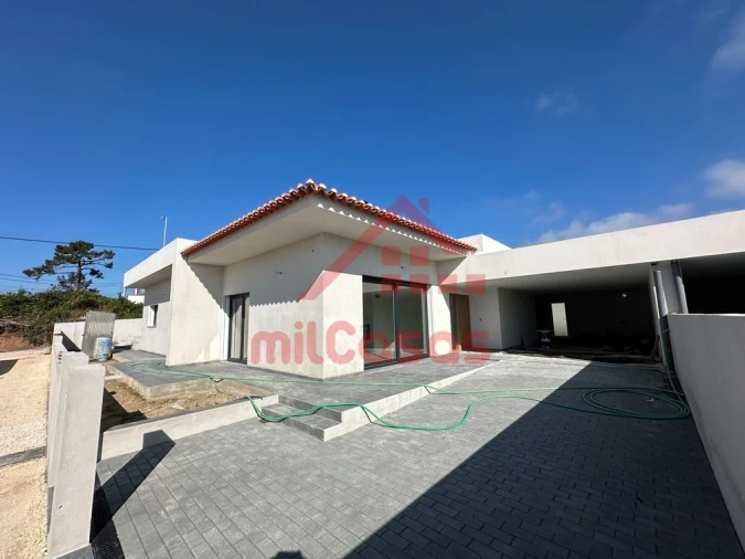 Moradia T3 para Venda em Santo Isidoro Foto 26