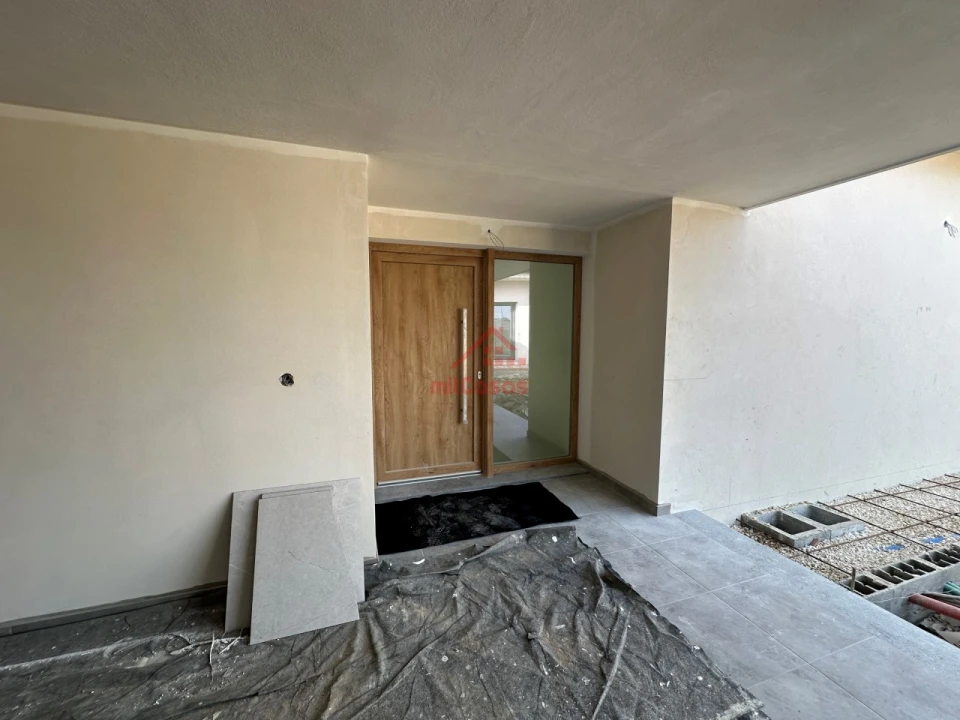 Moradia T4 para Venda em Santo Isidoro Foto 3