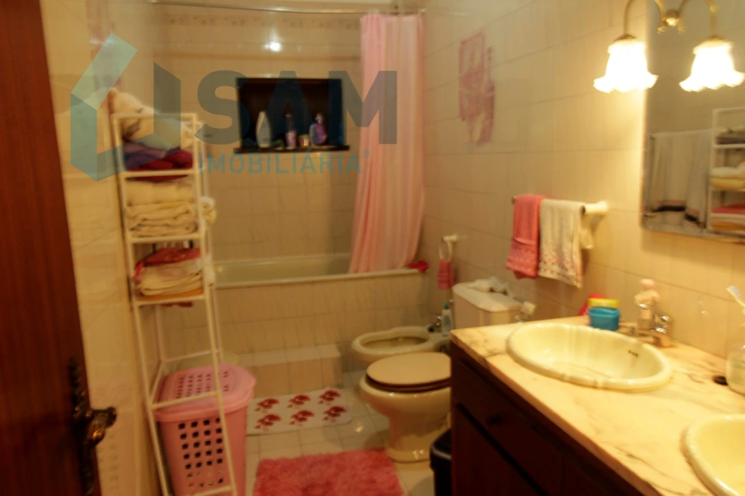 Moradia T7 para Venda em Nazare Foto 18