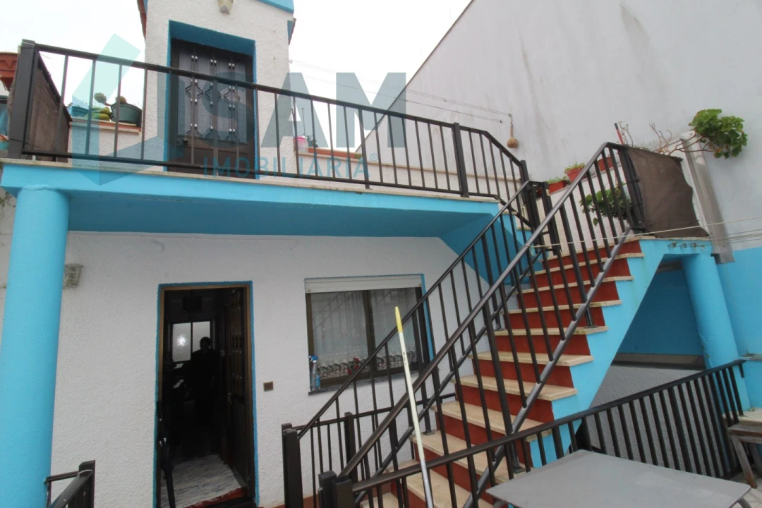 Moradia T7 para Venda em Nazare Foto 2