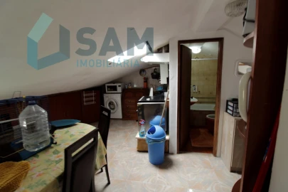 Moradia T7 para Venda em Nazare